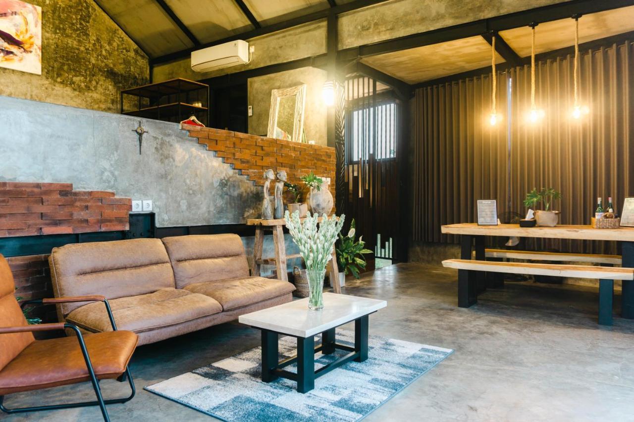 Ej House Singaraja